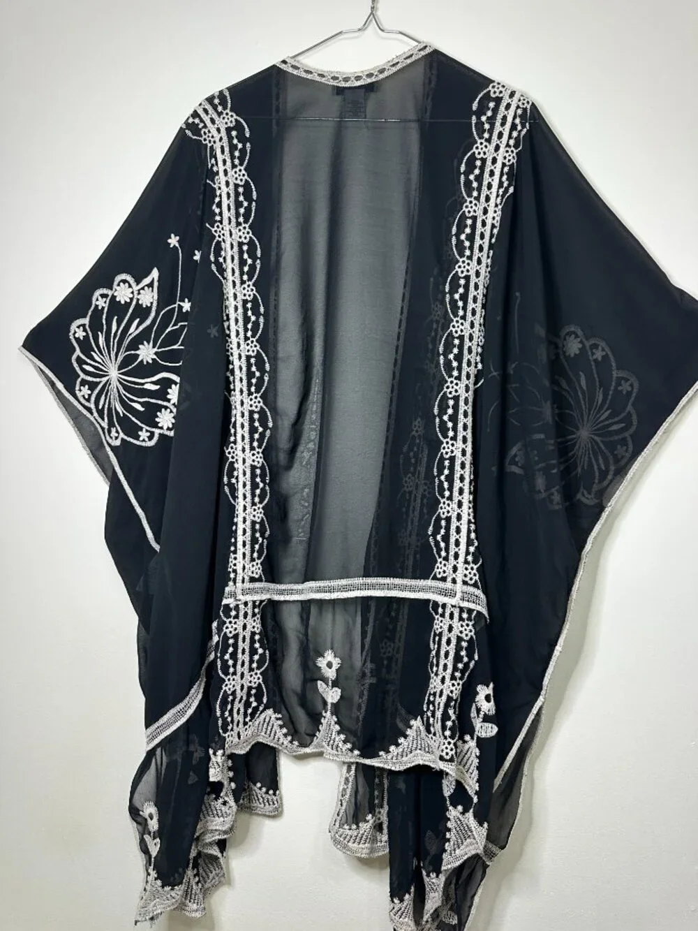 Rachel Zoe Black Sheer Kimono Cardigan Embroidered Open Front One Size